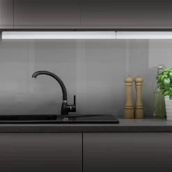 Arlec 12W Cool White Bar Light