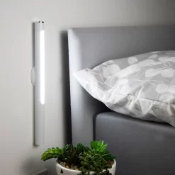 Arlec Rechargeable LED Dimmable Light